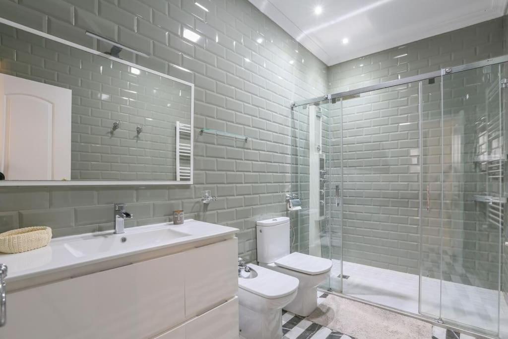 Riverwalk Suites - Puente Triana セビリア エクステリア 写真